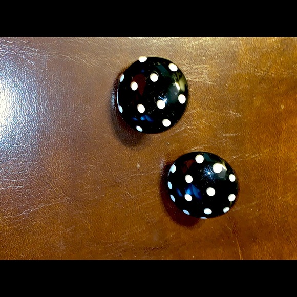 Black & White Polka-Dot Earrings 🚀PRICE DROP🚀 - Picture 3 of 7
